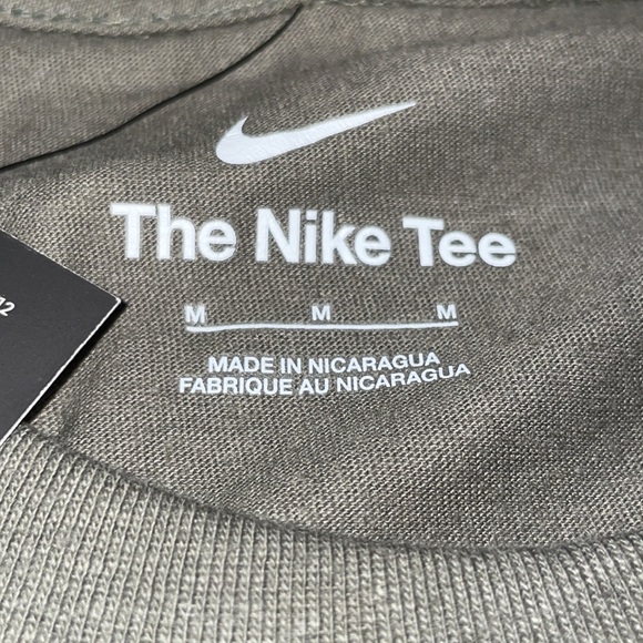Nike Sportswear Mens Logo T-Shirt - Picture 4 of 5